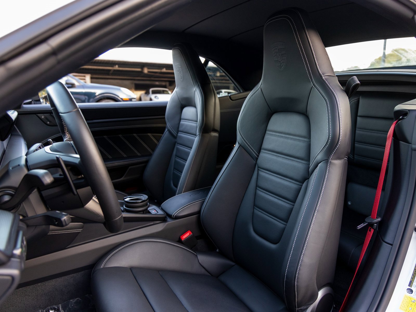 Certified 2025 Porsche 911 Carrera GTS image 5