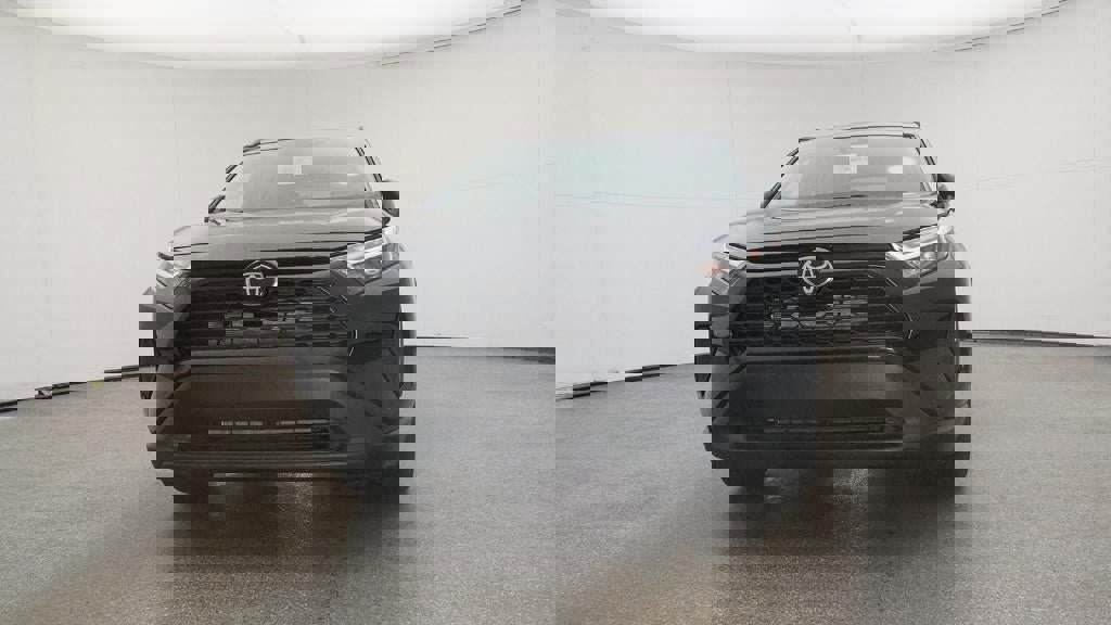 New 2025 Toyota RAV4 LE image 31