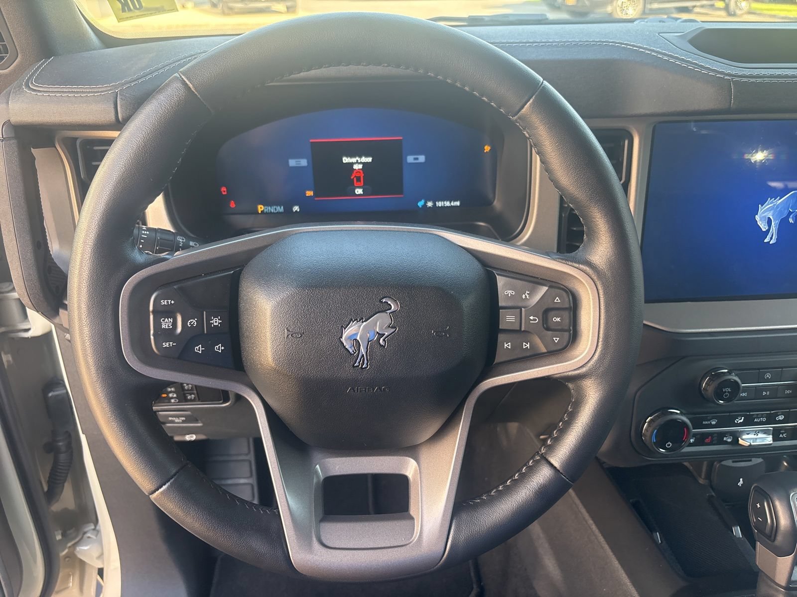 Used 2025 Ford Bronco Outer Banks AWD/4WD image 16