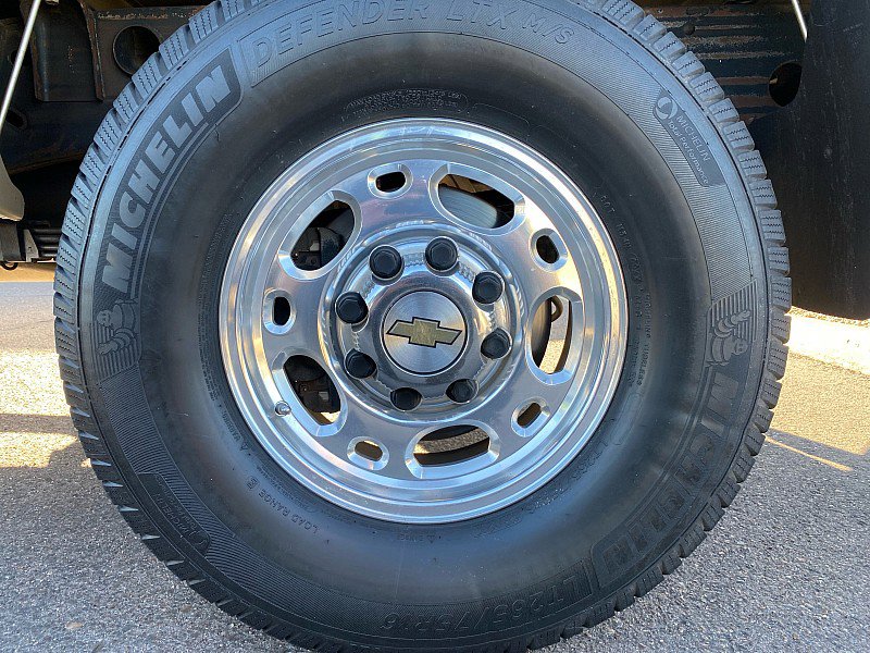 Used 2004 Chevrolet Silverado 2500 LT image 43