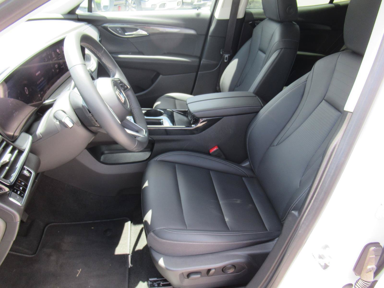 Used 2024 Buick Envision Preferred AWD/4WD image 16