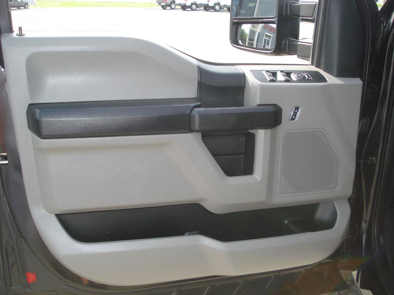 Used 2019 Ford F250 XL w/ XL Value Package AWD/4WD image 20