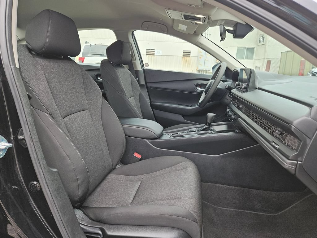 Used 2025 Honda Accord LX image 26