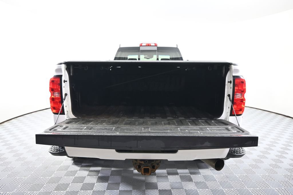 Used 2017 GMC Sierra 3500 Denali w/ Duramax Plus Package AWD/4WD image 6