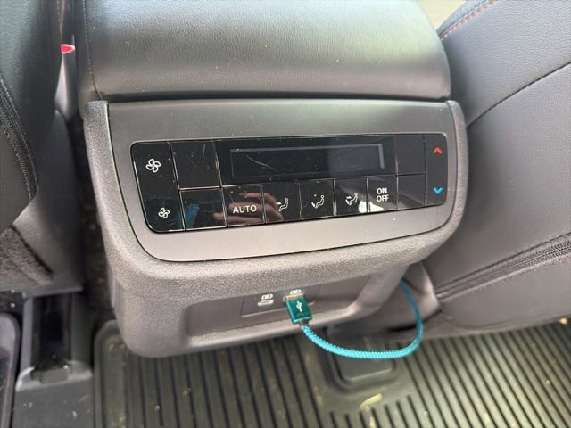 Used 2025 Nissan Pathfinder Rock Creek AWD/4WD image 17