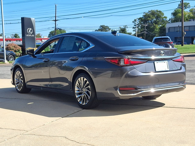 Certified 2025 Lexus ES 300h w/ Technology Package FWD image 4