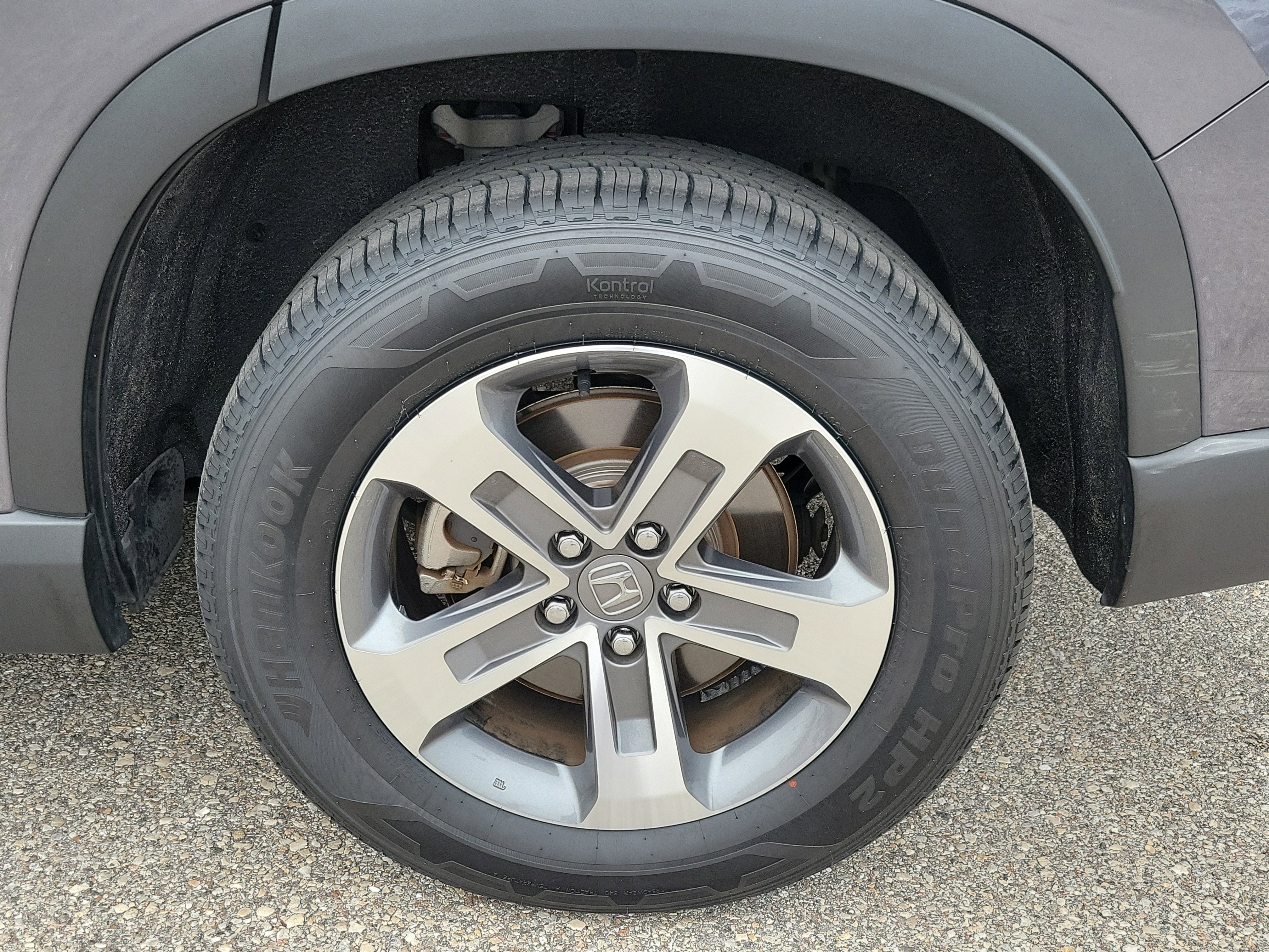 Used 2024 Honda Pilot EX-L image 9