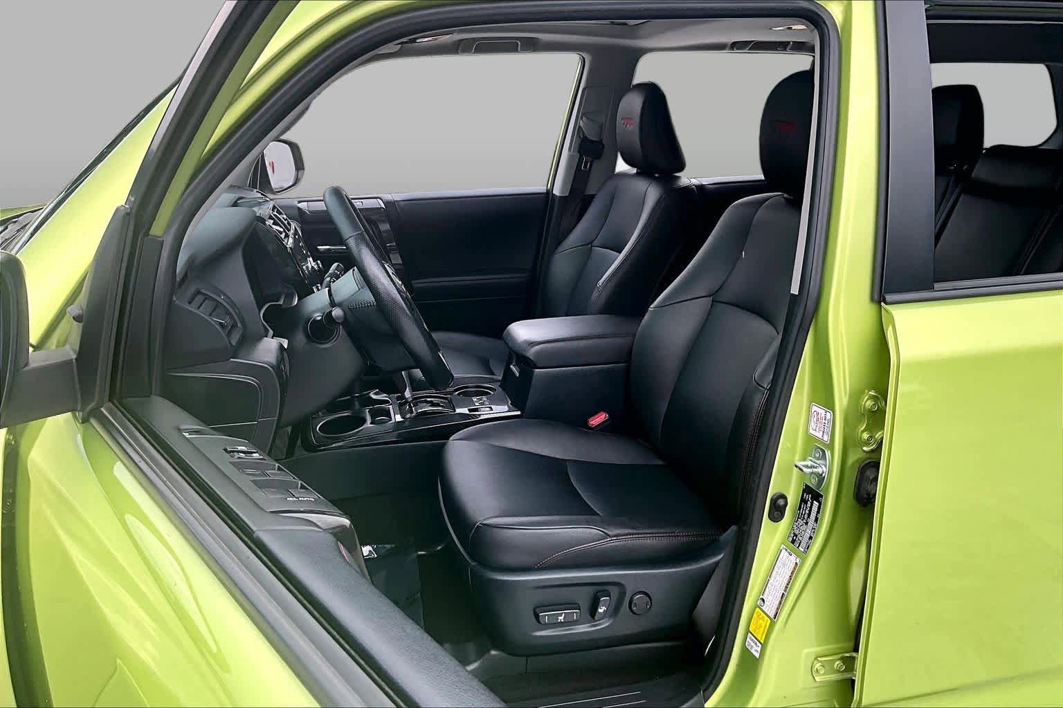 Used 2023 Toyota 4Runner TRD Off-Road Premium w/ Off Road Premium Plus Package AWD/4WD image 8