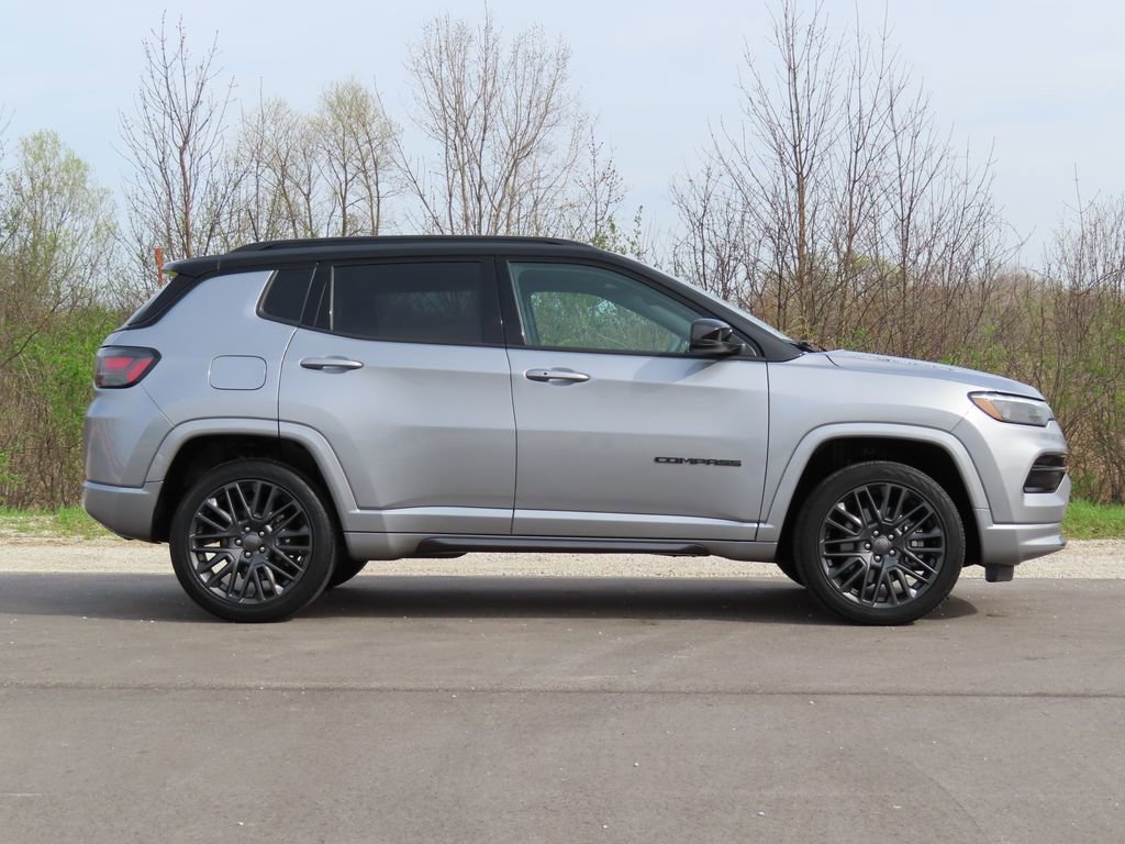 Used 2023 Jeep Compass High Altitude image 2