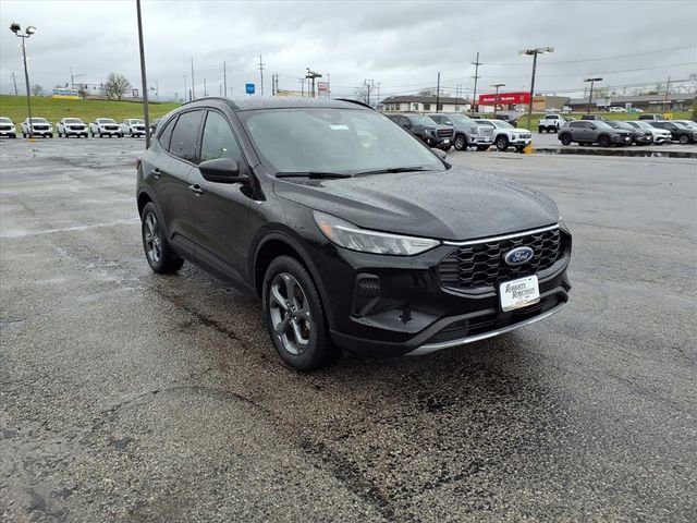 Used 2025 Ford Escape ST-Line image 5