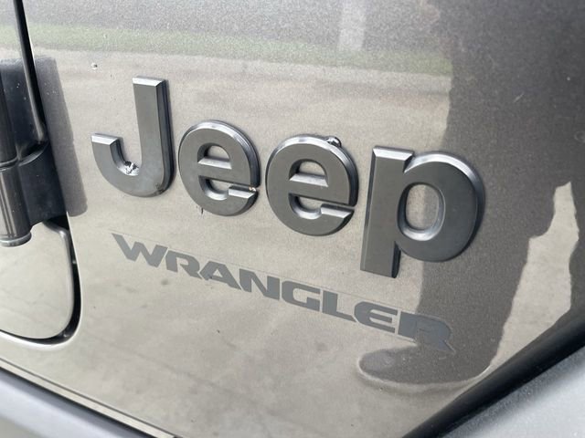 Used 2021 Jeep Wrangler Sport image 29