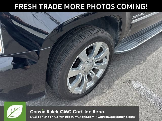 Used 2010 GMC Yukon Denali AWD/4WD image 2