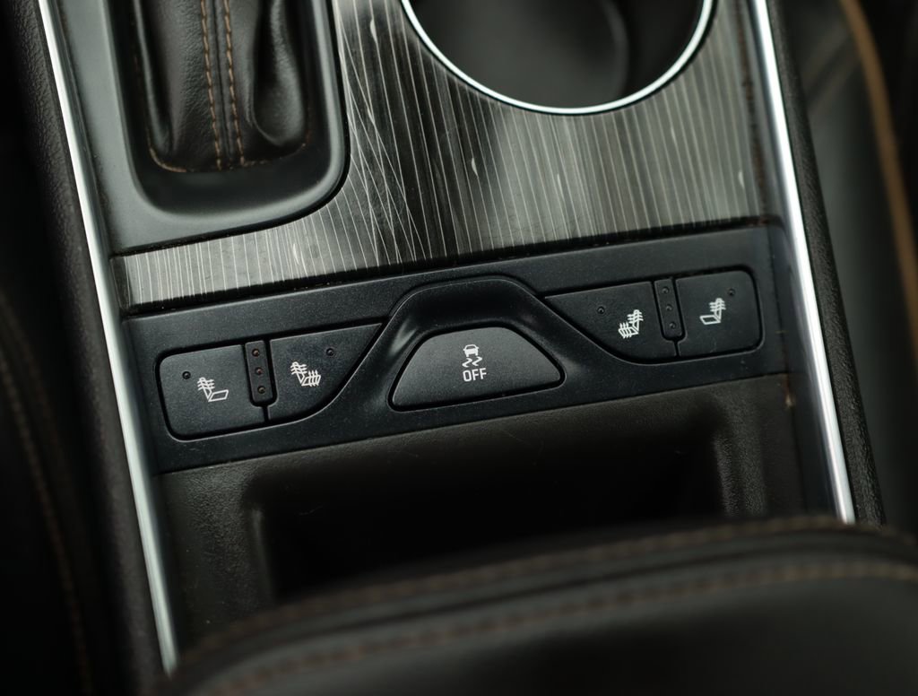 Used 2016 Chevrolet Impala LTZ image 18