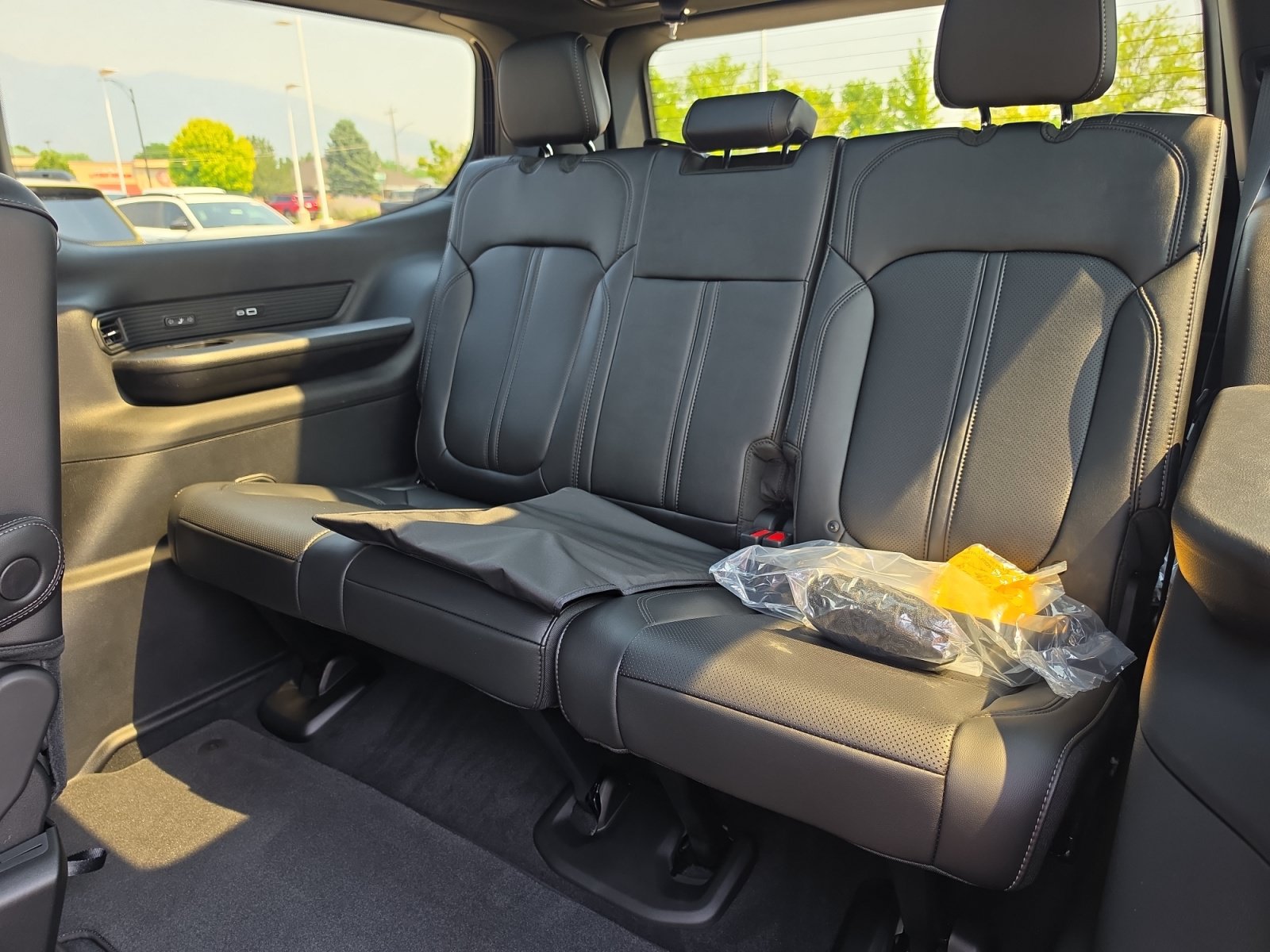 New 2026 Jeep Grand Wagoneer 4WD image 29