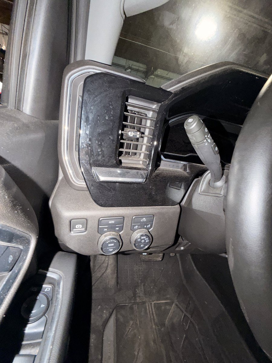Used 2024 Chevrolet Silverado 1500 RST w/ Max Trailering Package AWD/4WD image 14