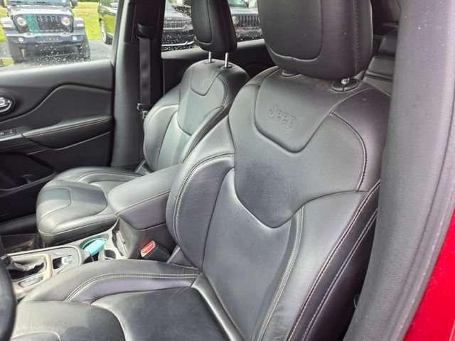 Used 2017 Jeep Cherokee Limited AWD/4WD image 11
