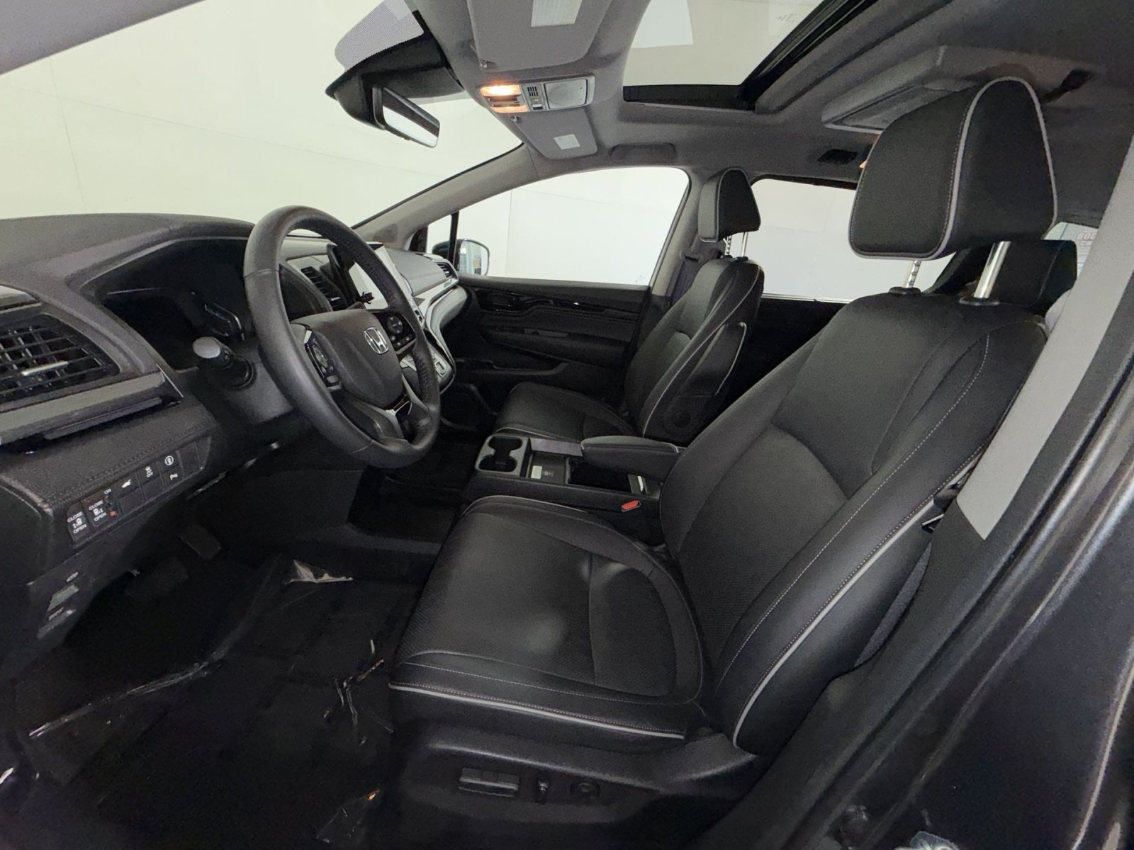 Used 2024 Honda Odyssey Elite image 13