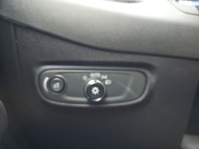 Used 2024 Chevrolet Equinox LT w/ LPO, Floor Liner Package image 39