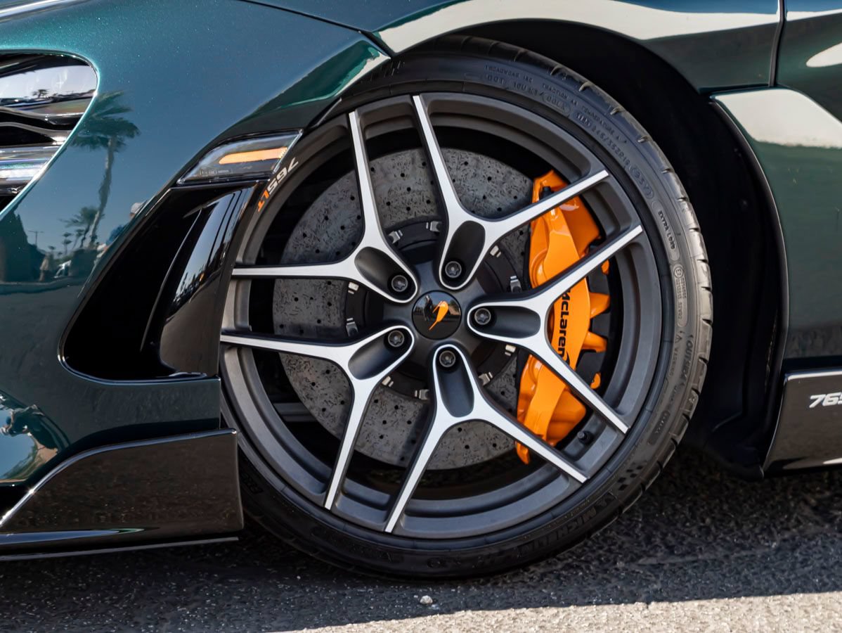 Used 2022 McLaren 765LT RWD image 8