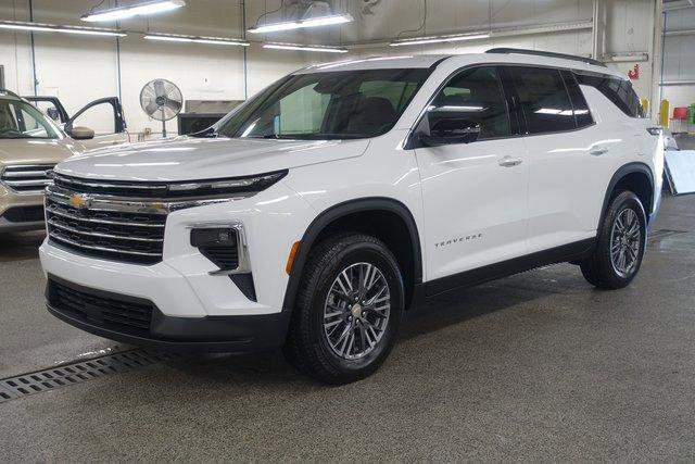 New 2026 Chevrolet Traverse LT w/ Driver Confidence Package image 3