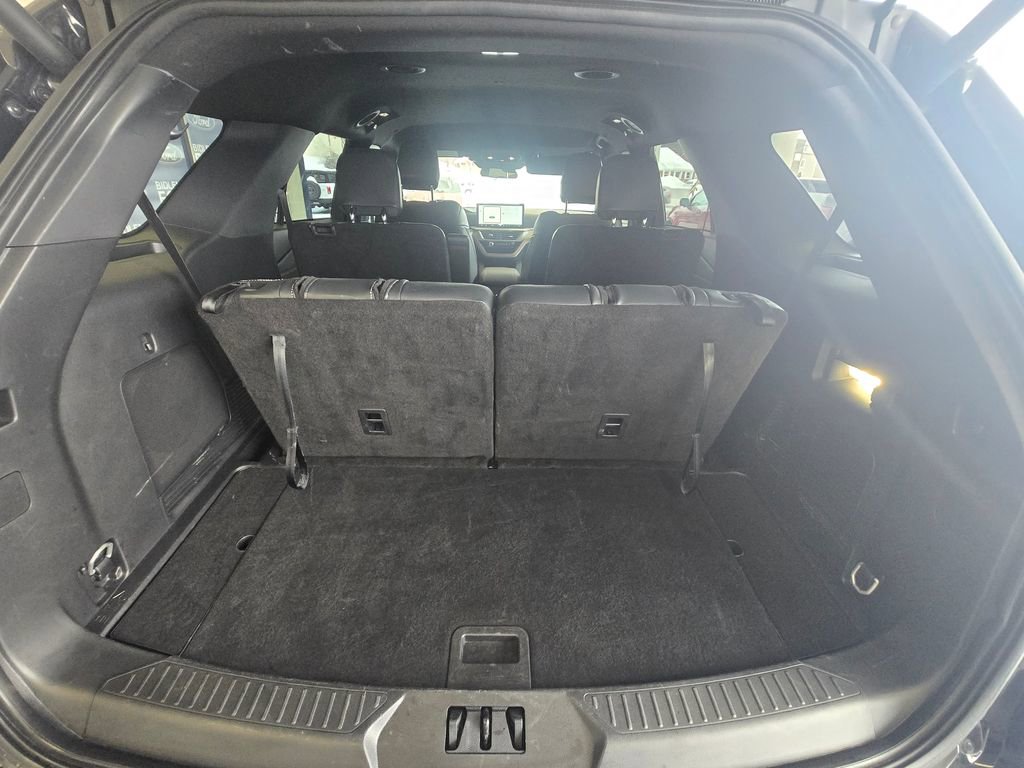 Used 2025 Ford Explorer ST-Line image 7