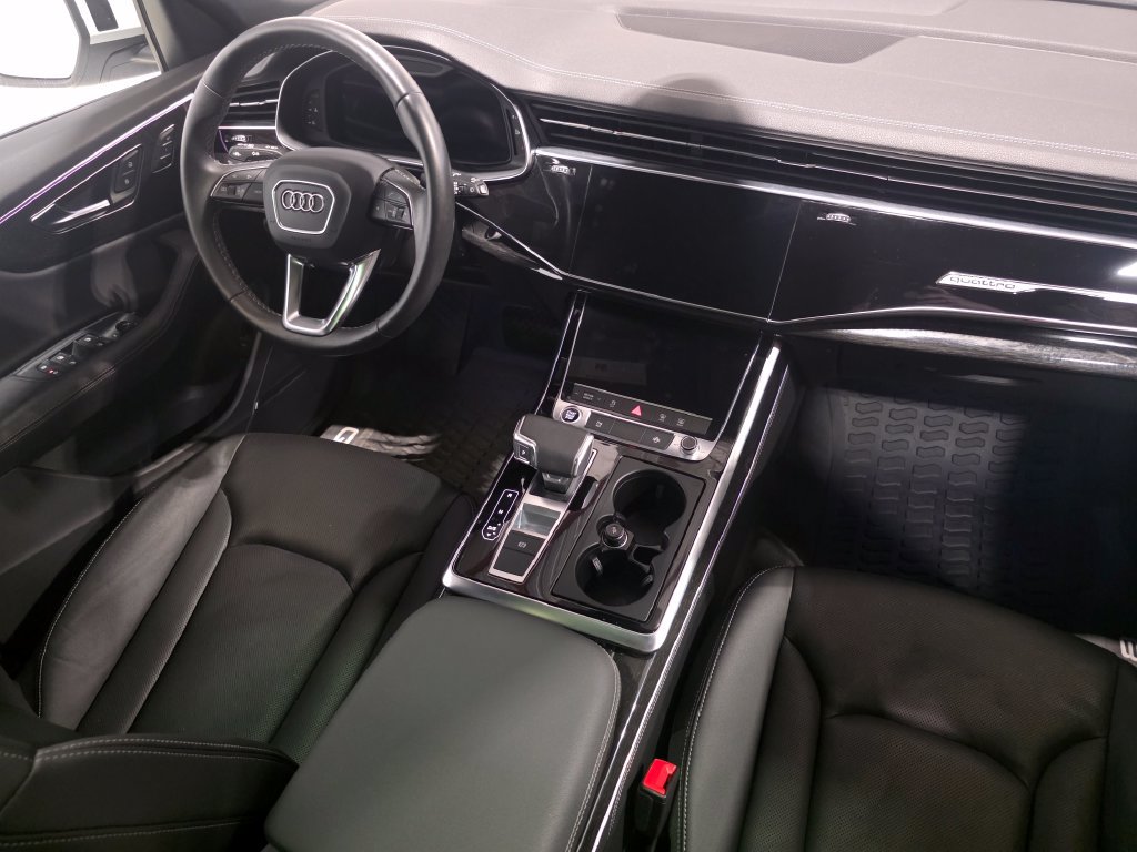 Used 2023 Audi Q8 Premium Plus AWD/4WD image 15