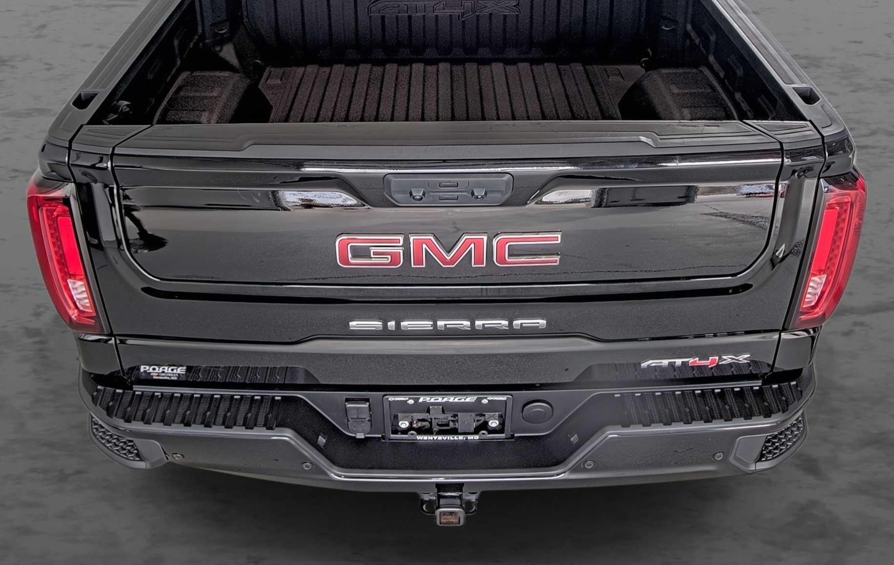 Used 2024 GMC Sierra 1500 AT4X AWD/4WD image 12
