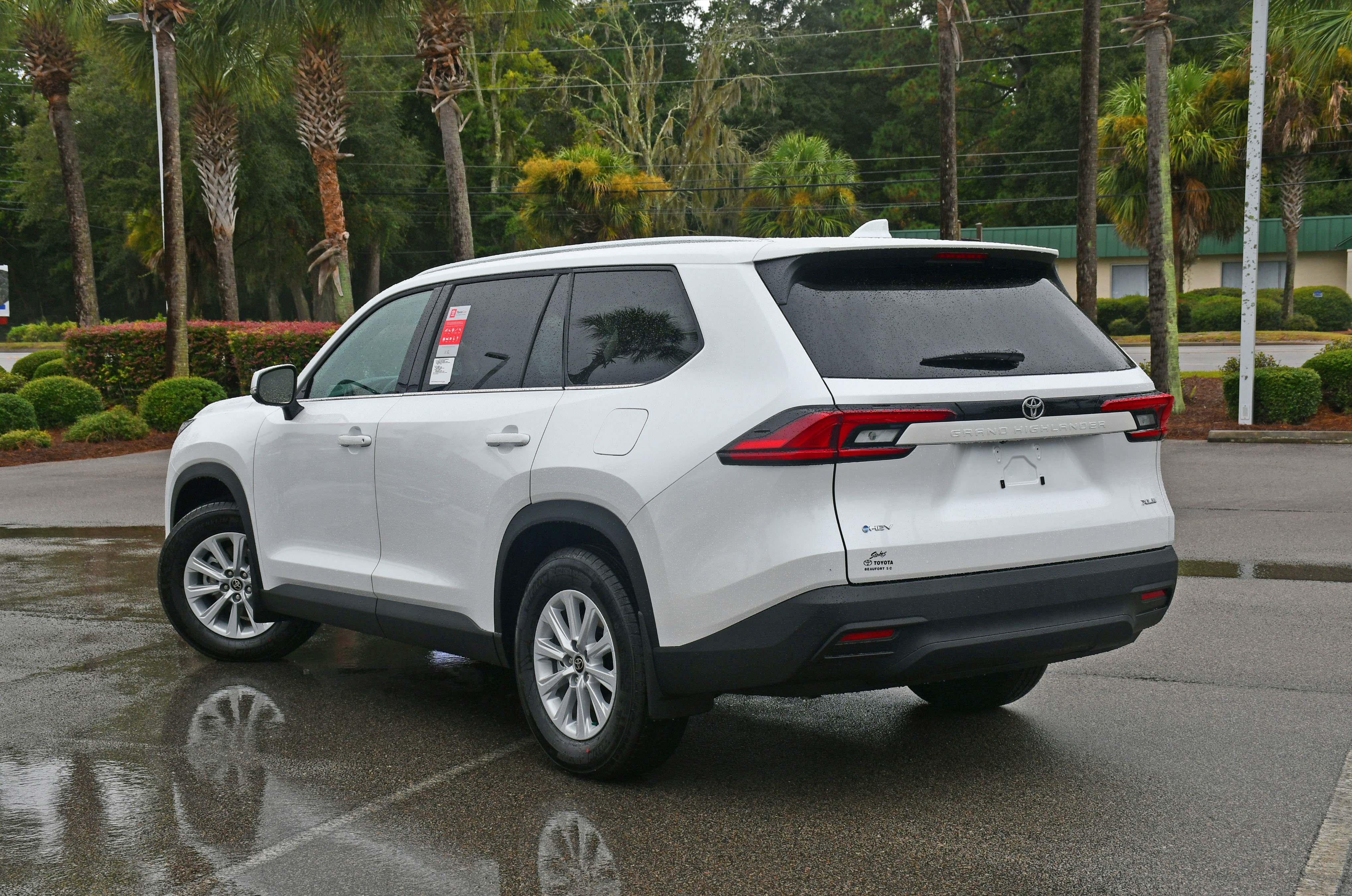 New 2026 Toyota Grand Highlander XLE image 2