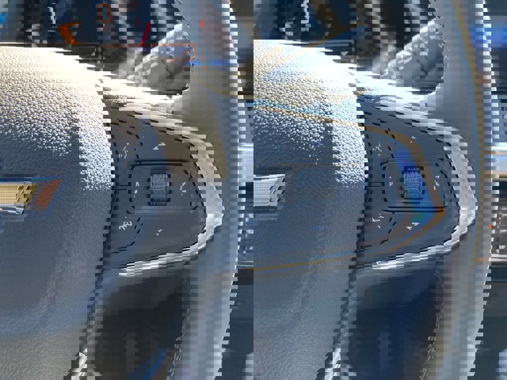 New 2025 Chevrolet Trax LT w/ Driver Confidence Package image 13