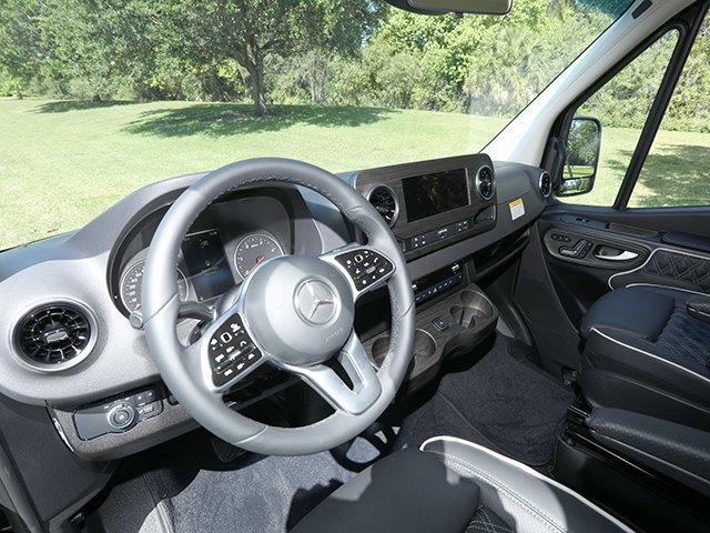 Used 2023 Mercedes-Benz Sprinter 3500 image 12