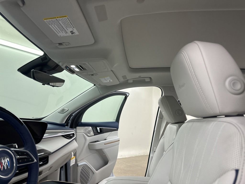 New 2026 Buick Enclave Avenir w/ Super Cruise Package AWD/4WD image 31