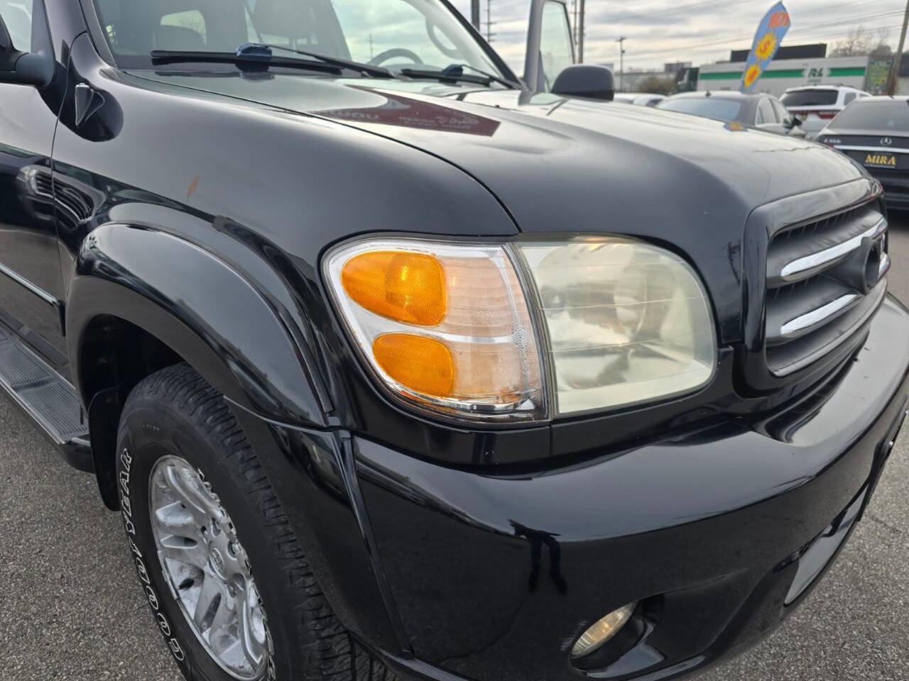 Used 2004 Toyota Sequoia Limited image 39