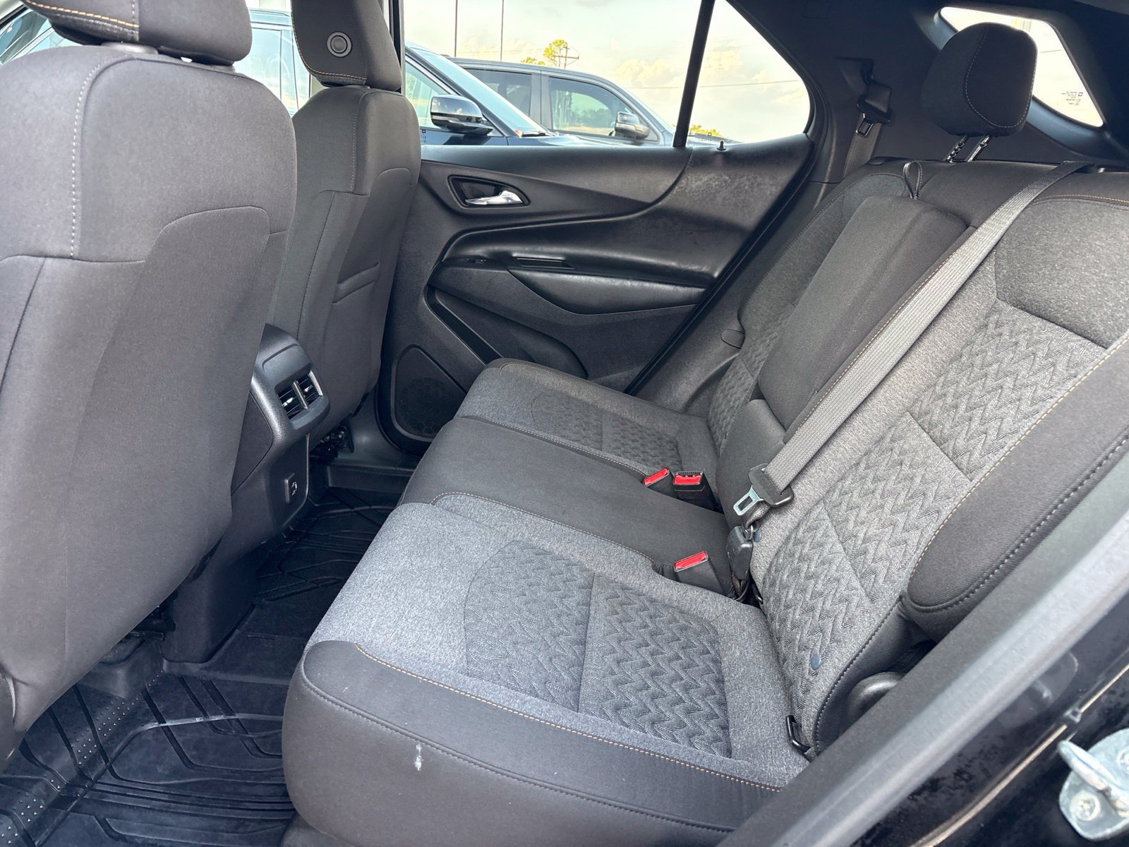 Used 2023 Chevrolet Equinox LT FWD image 15