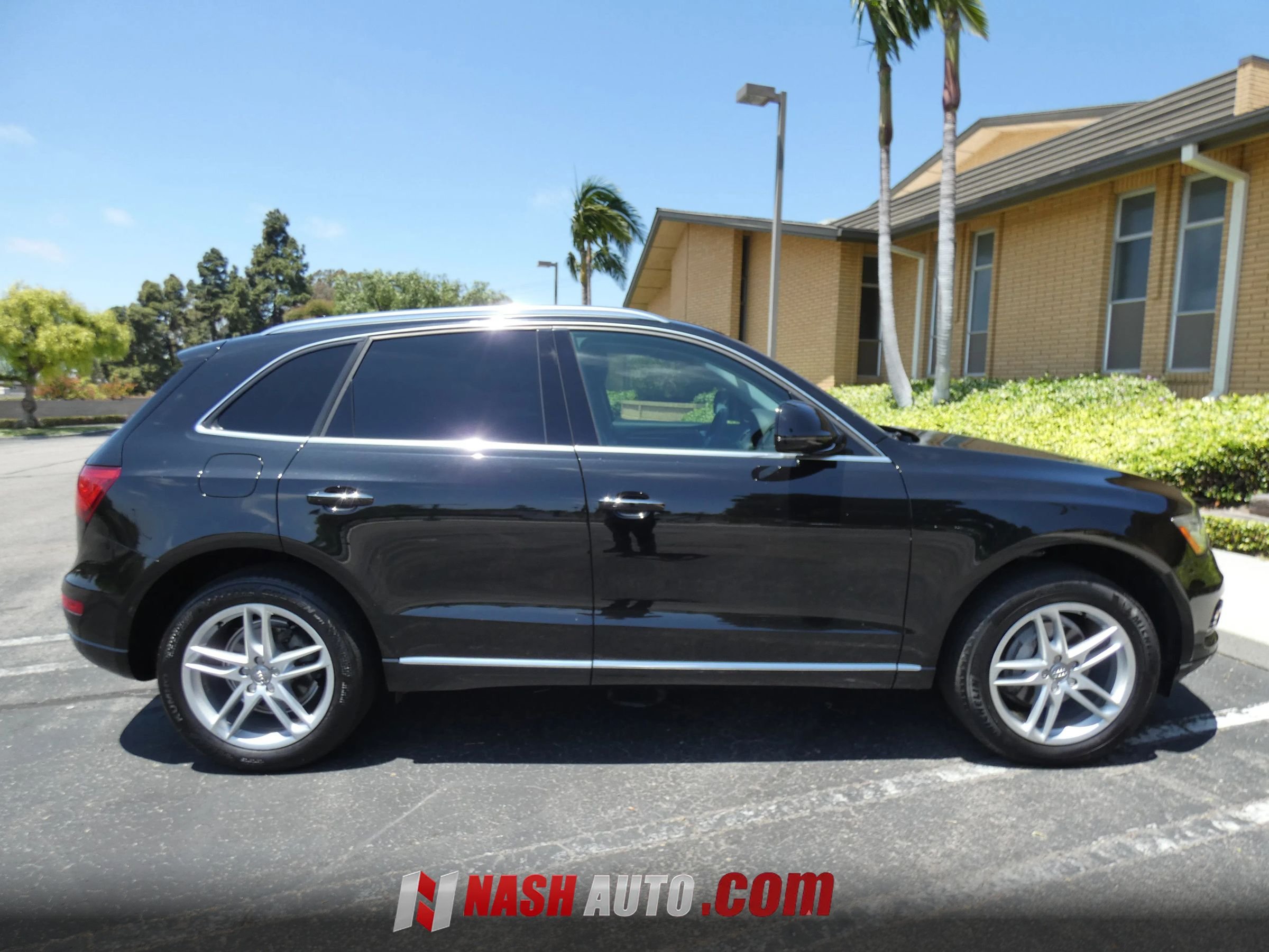 Used 2016 Audi Q5 2.0T Premium Plus w/ Technology Package AWD/4WD image 7