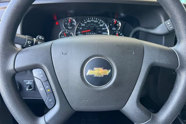 Used 2025 Chevrolet Express 2500 w/ Driver Convenience Package RWD image 26
