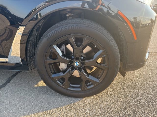 Used 2021 BMW X7 xDrive40i w/ Cold Weather Package image 3