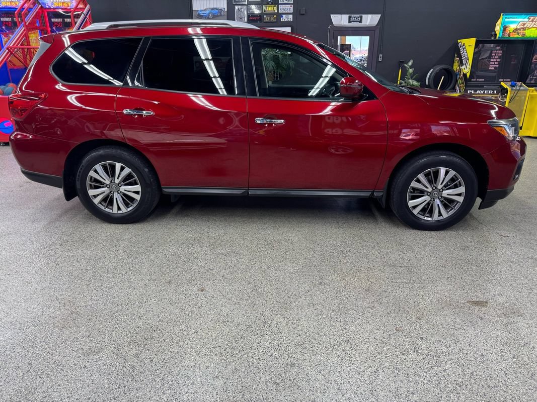 Used 2018 Nissan Pathfinder S AWD/4WD image 6