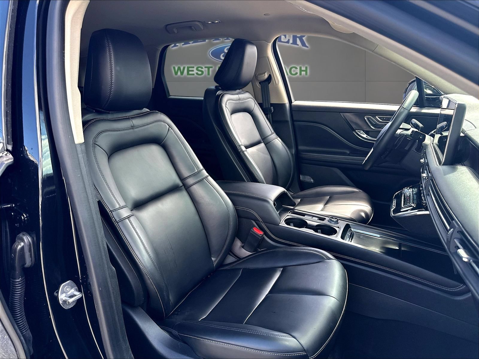 Certified 2023 Lincoln Corsair FWD image 32