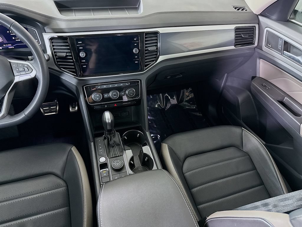 Used 2022 Volkswagen Atlas SEL Premium AWD/4WD image 28