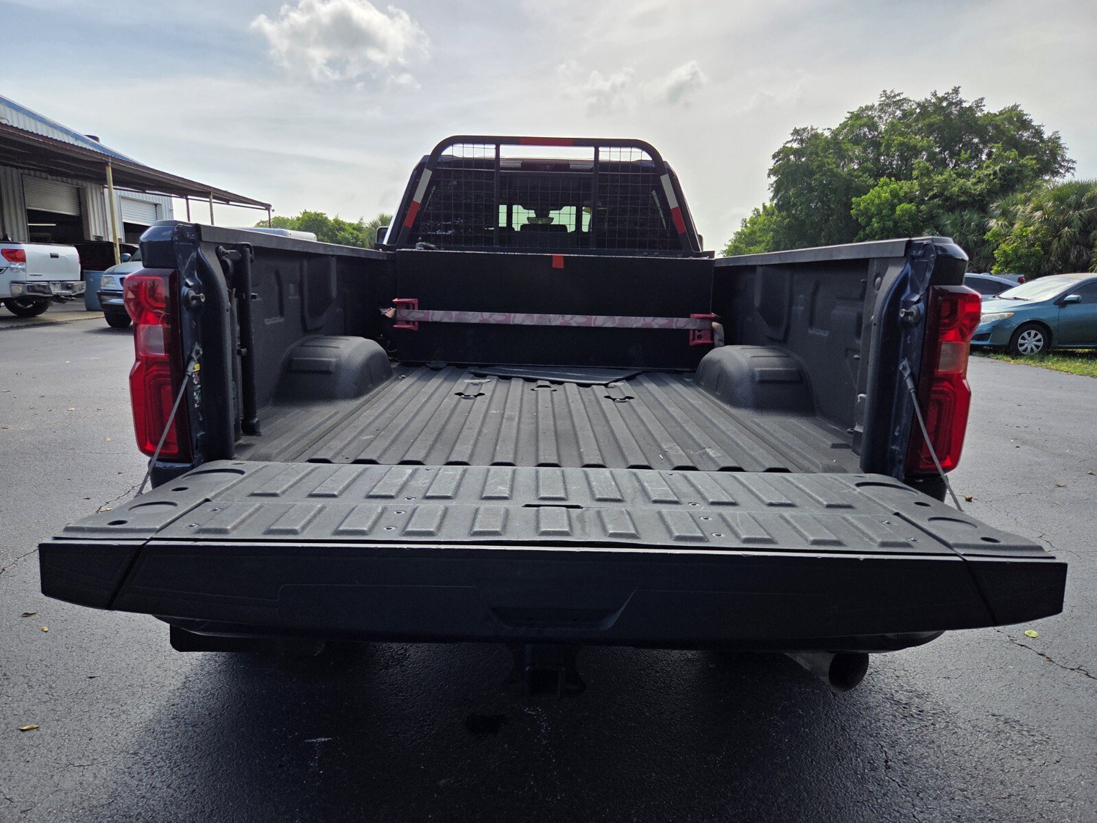 Certified 2023 Chevrolet Silverado 3500 High Country AWD/4WD image 13
