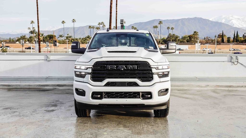 New 2026 RAM 2500 Laramie AWD/4WD image 3