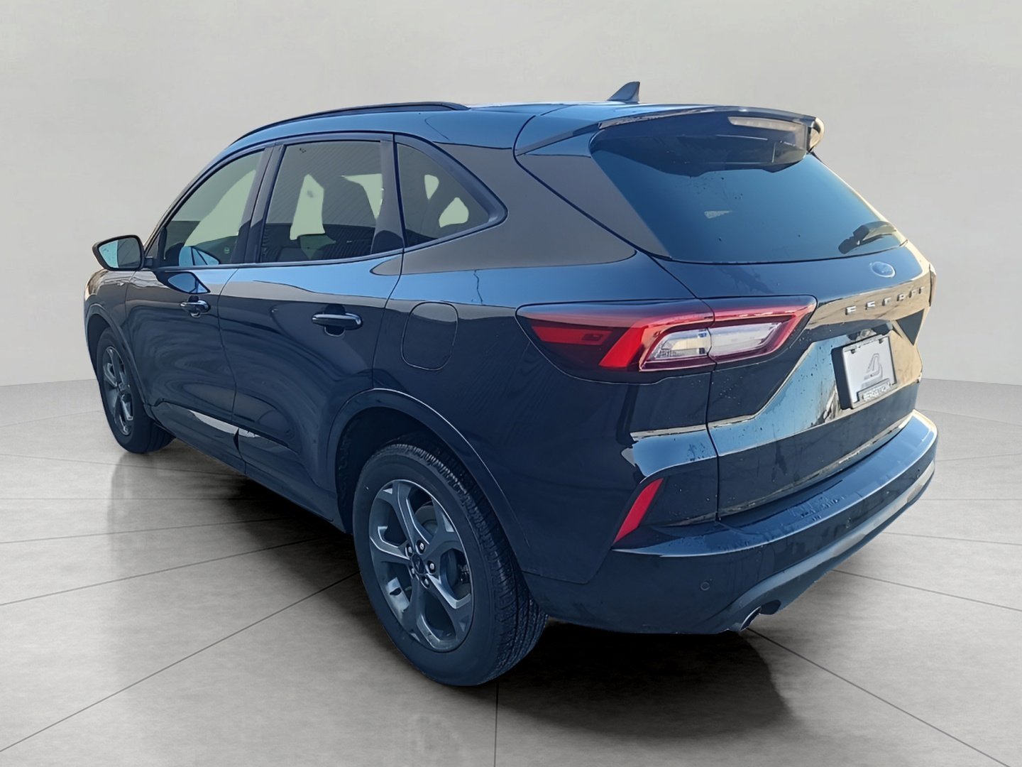 Certified 2023 Ford Escape ST-Line Select w/ Tech Pack #1 AWD/4WD image 10