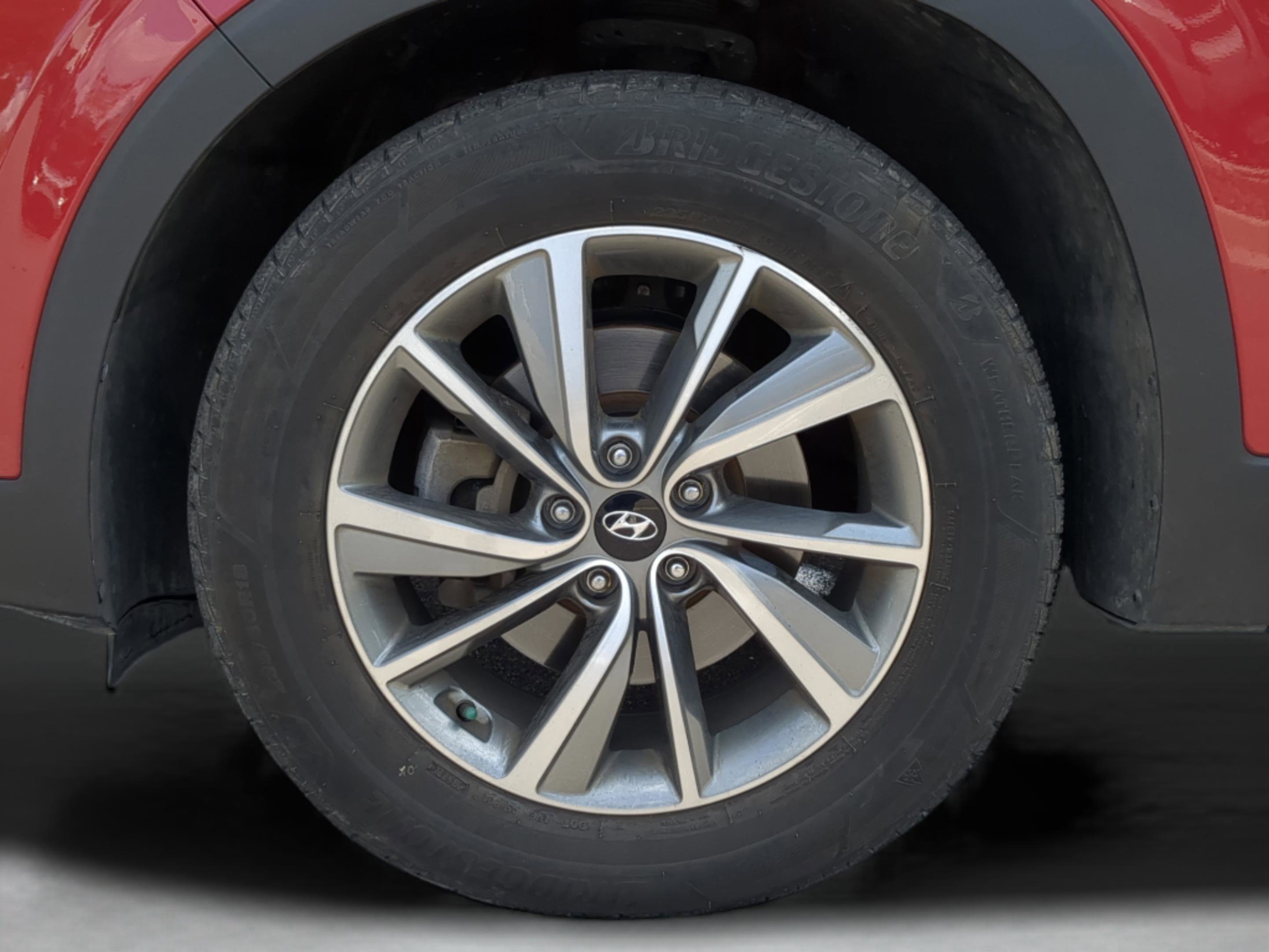 Used 2019 Hyundai Santa Fe SEL FWD image 34