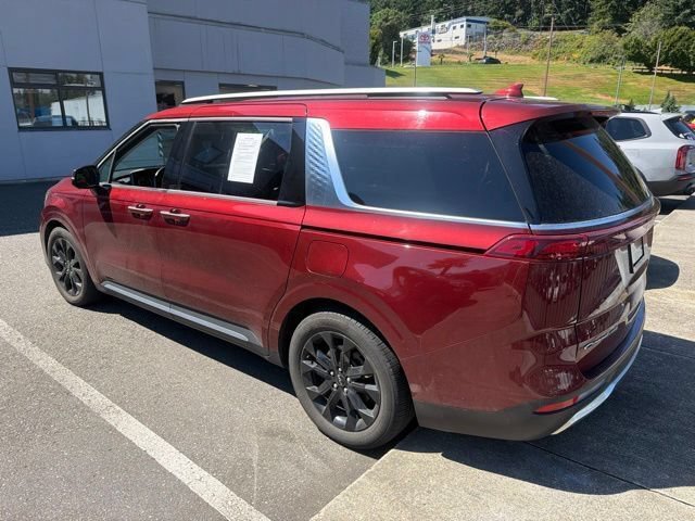 Certified 2022 Kia Carnival SX FWD image 2
