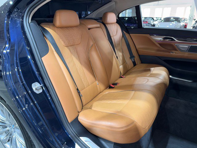 Used 2016 BMW 750i xDrive AWD/4WD image 61