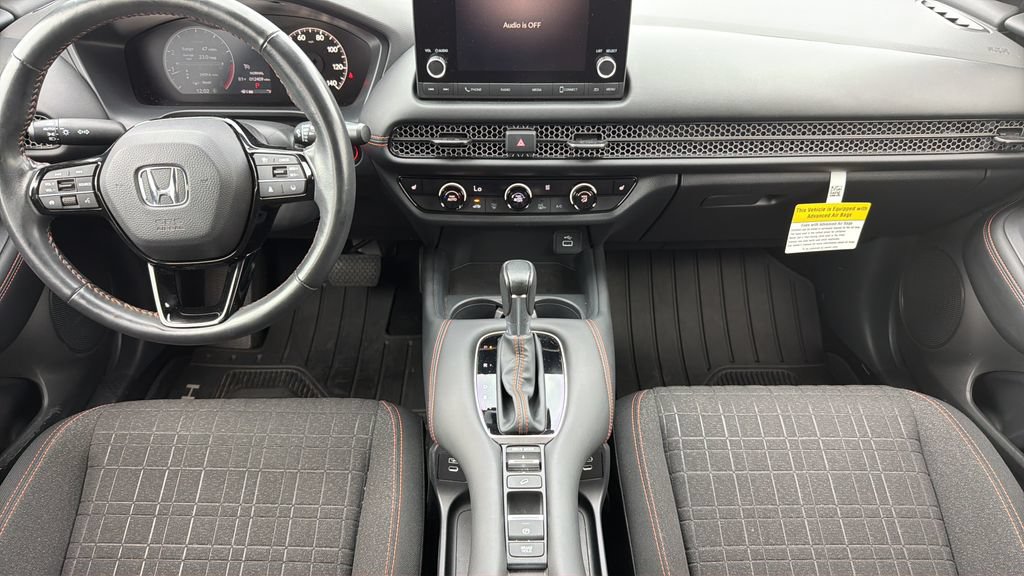Used 2025 Honda HR-V Sport image 8