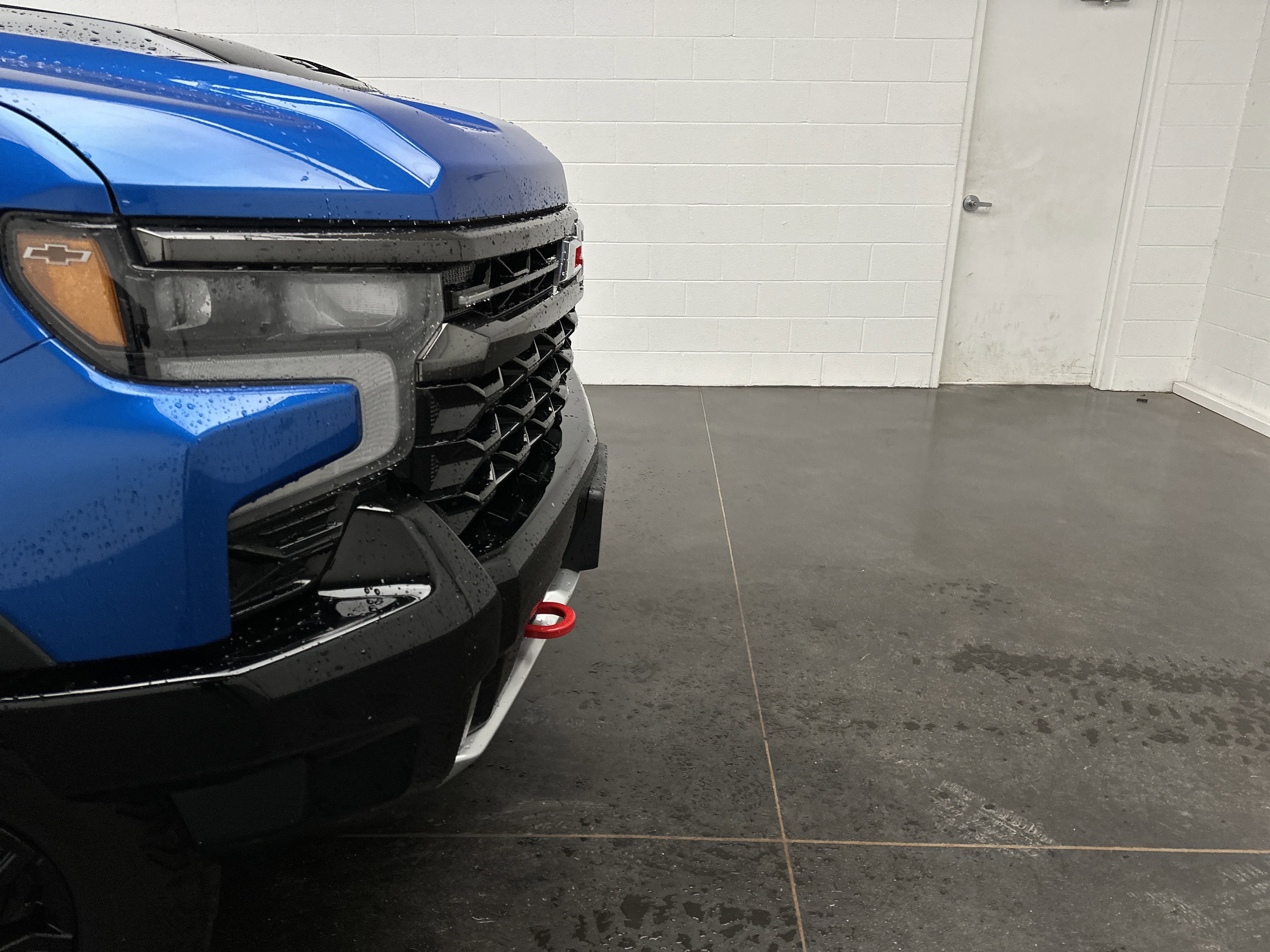 Used 2022 Chevrolet Silverado 1500 ZR2 w/ Technology Package image 2