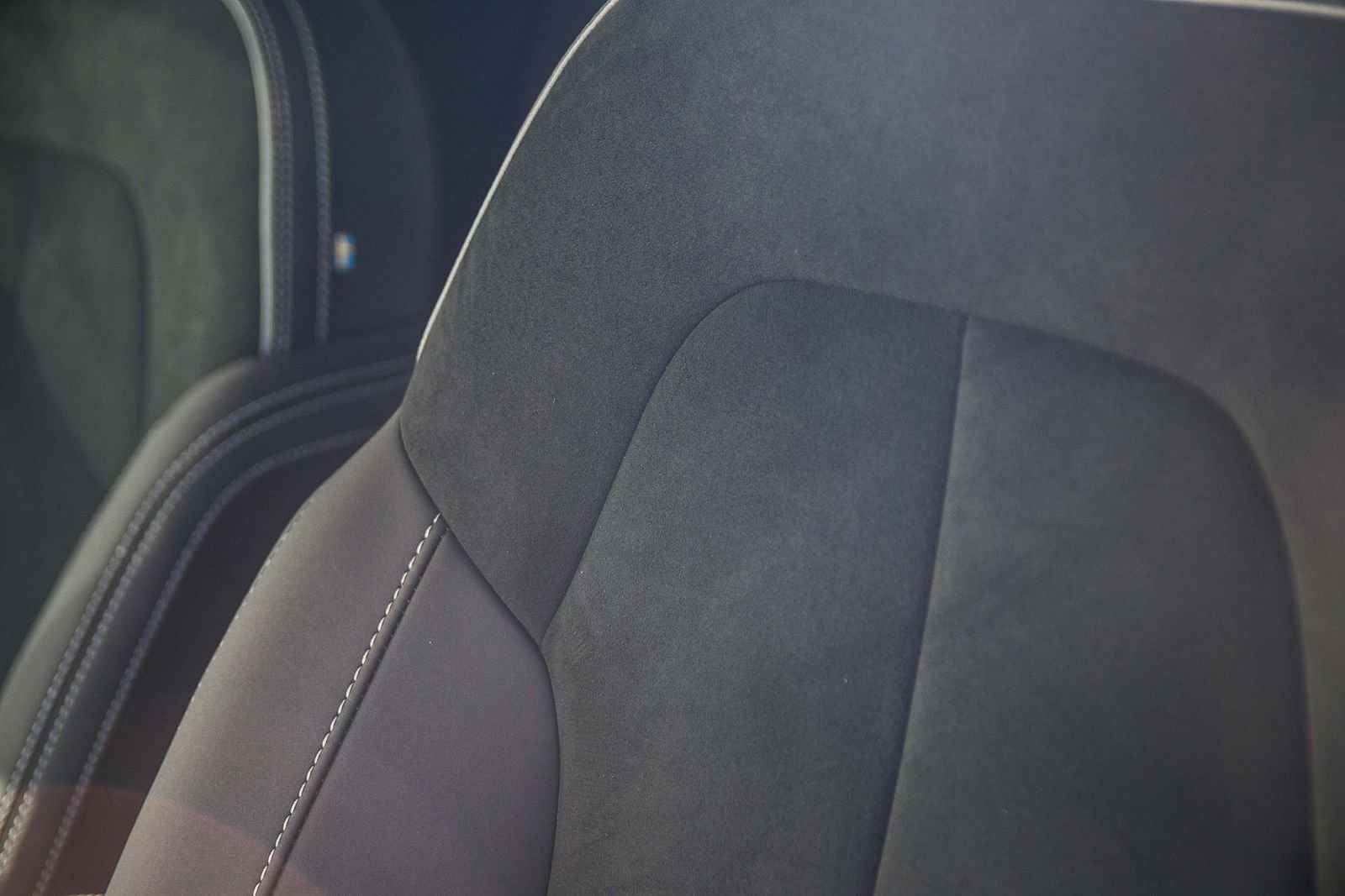 Used 2023 Volvo C40 P8 Recharge Plus image 29