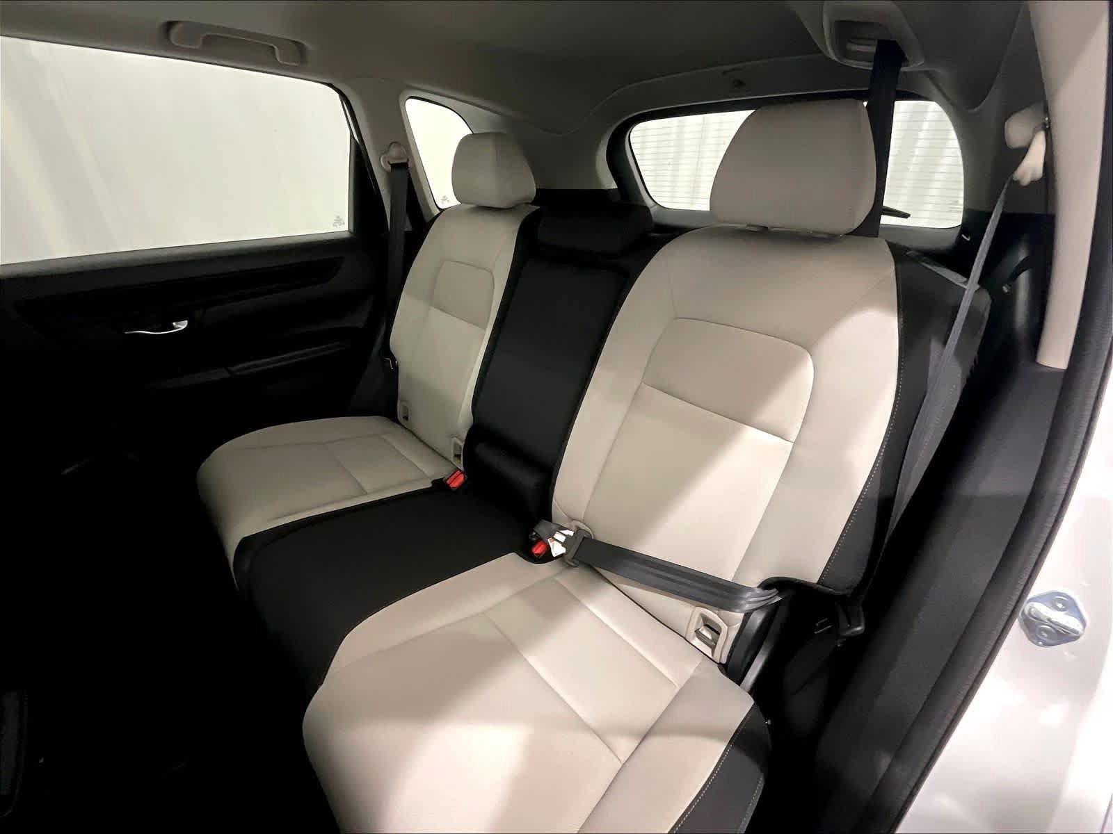 Used 2025 Honda CR-V EX image 15