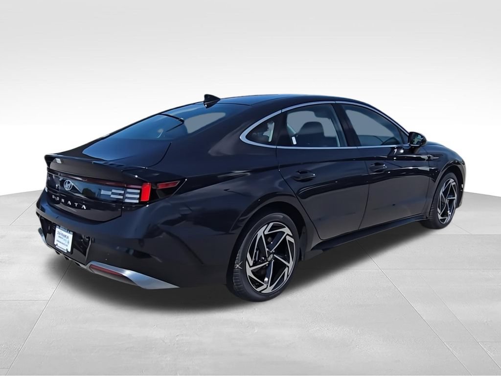 New 2026 Hyundai Sonata SEL FWD image 8
